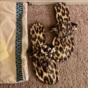 Tory Burch Miller Leopard 6.5 Like New w/ bag